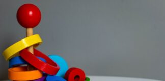 Zabawki edukacyjne a nauka matematyki - jakie modele warto wybrać dla dzieci w różnym wieku?