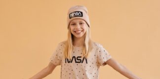 Kosmiczne koszulki dla dzieci i dorosłych