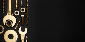 Z jakiej stali są piły do drewna?