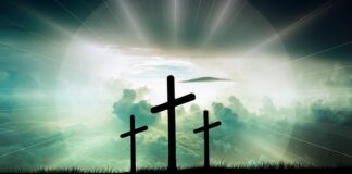 Jak naturalnie zabarwić jajka na Wielkanoc?