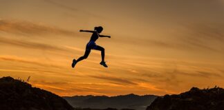 Kiedy życie wydaje się trudne odwaga nie polega na tym?