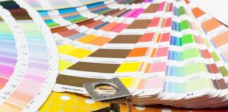 W jakich kolorach zrobić małą łazienkę?