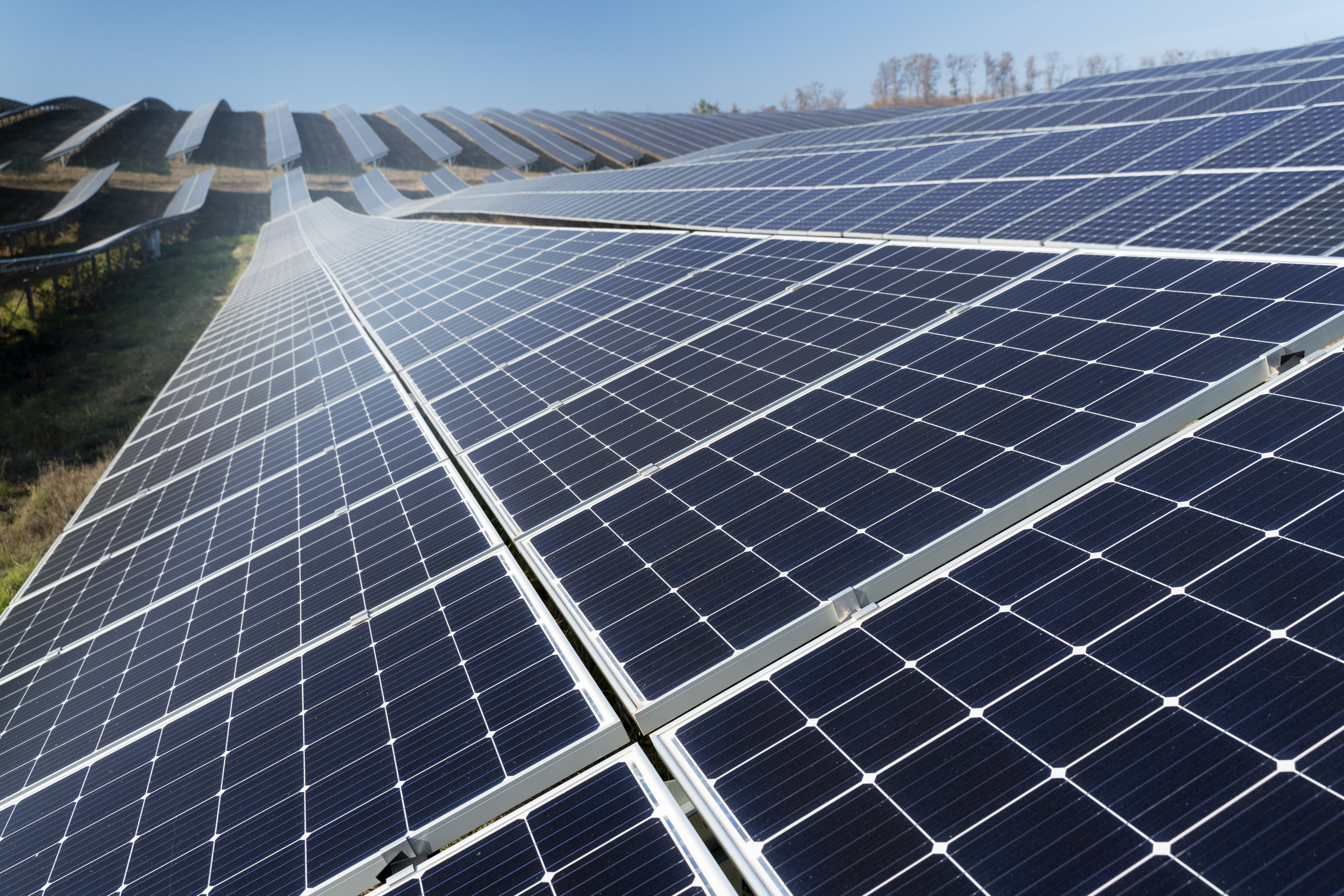 Skuteczne wykorzystanie energii słonecznej - przetwornice napięcia w systemach PV